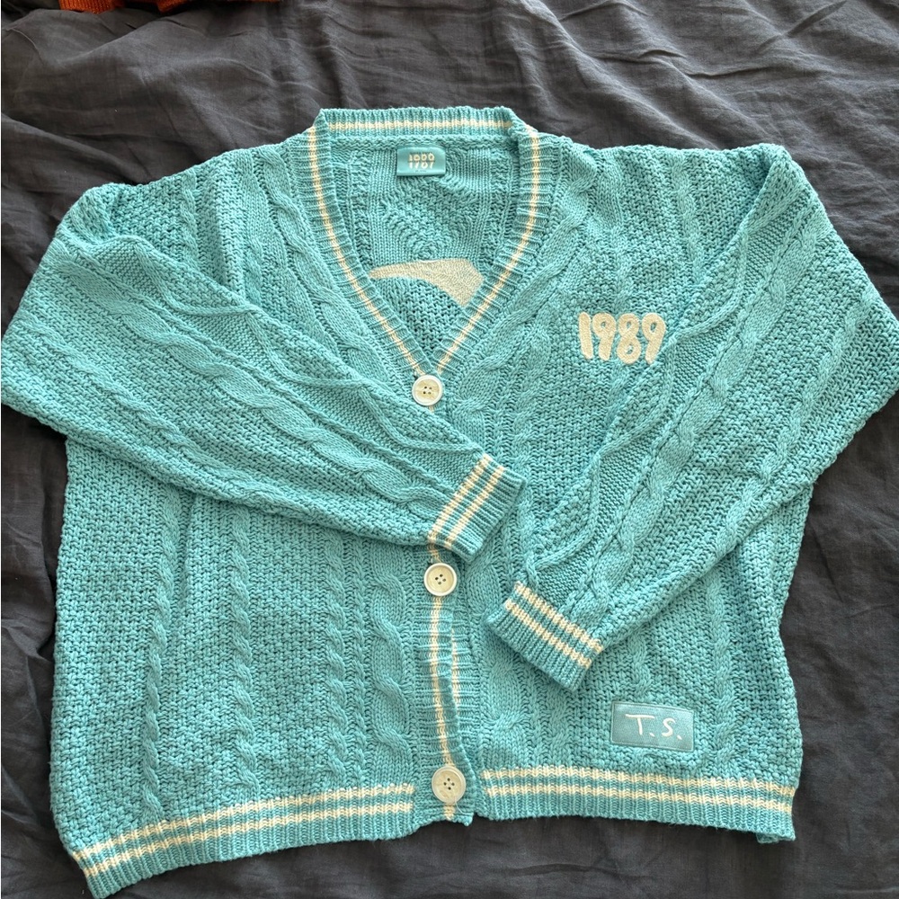 Taylor Swift 1989 (Taylor’s Version) Cardigan